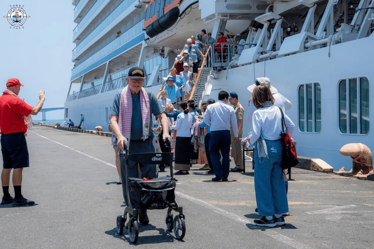 Foreign Visitor Numbers to Cambodia Nearly Halve Over First Eight Months of 2026